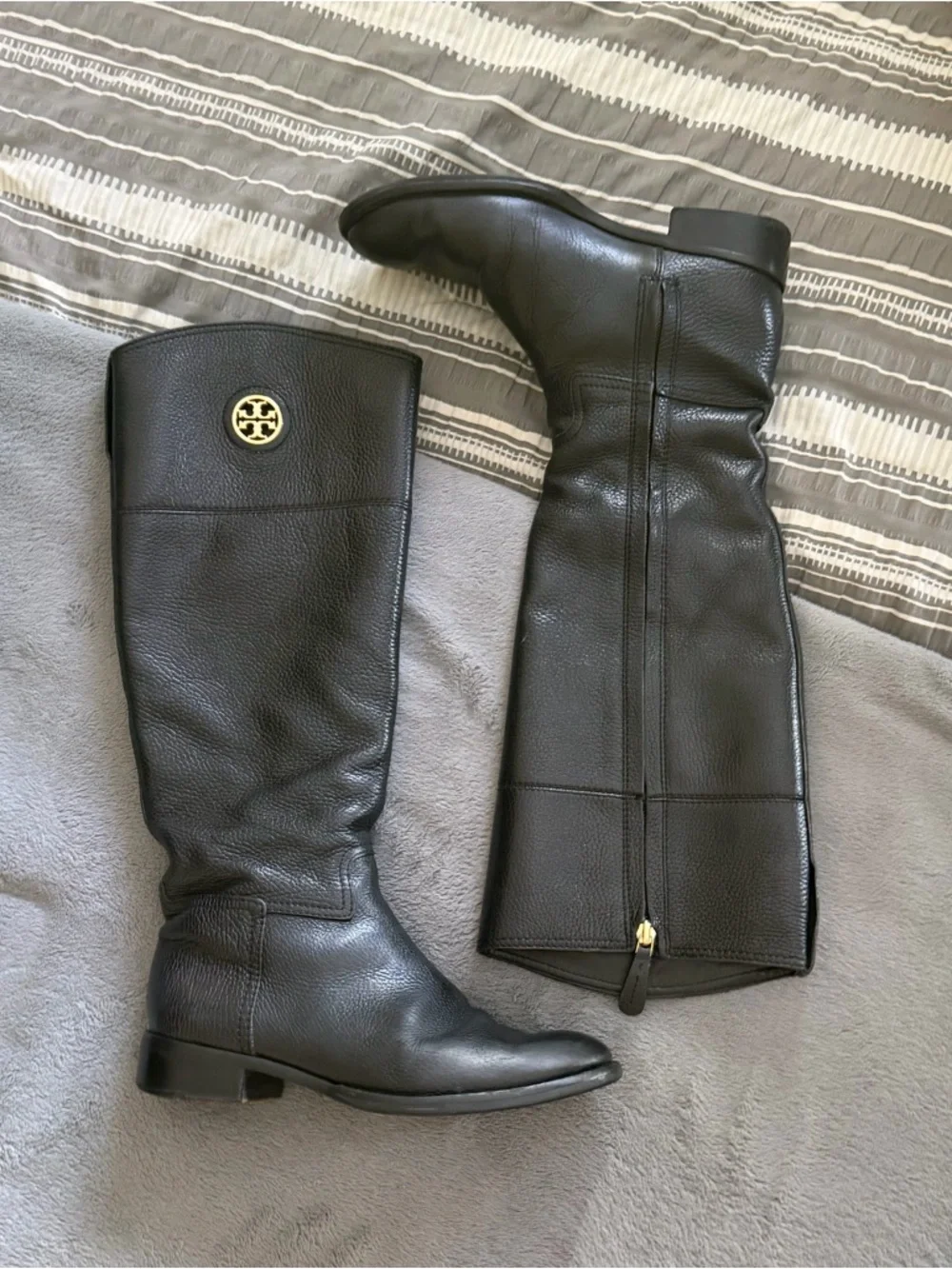 Tory Burch Black Tumbled Leather Pull On Junction Equestrian Riding Boots Gold 8